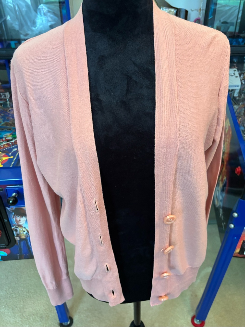 J. Crew V-Neck Front Button Peach Cardigan Size Medium - Picture 4 of 9